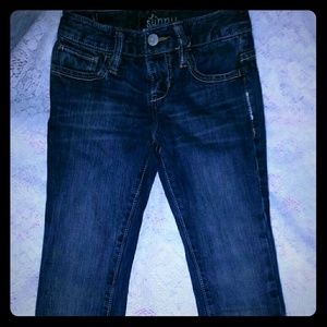SOLD IN BUNDLE  skinny jeans...size 7 slim