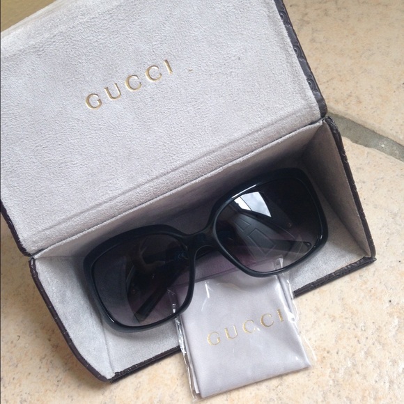 Gucci sunglasses womens