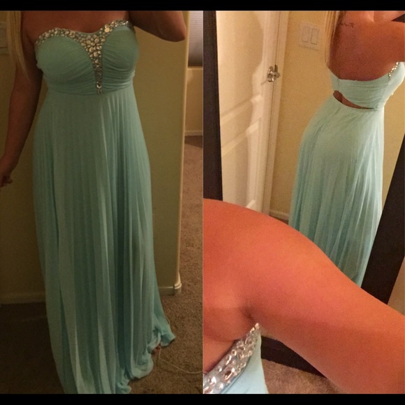 Baby blue prom dress - Picture 1 of 3