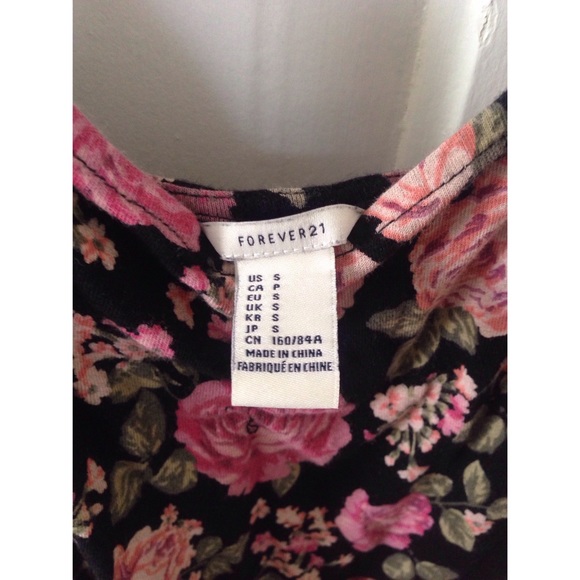 ✖️SOLD✖️ Forever 21 Floral Cutout Dress - Picture 4 of 4