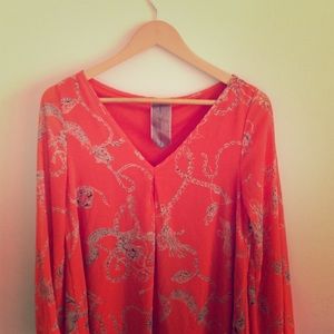 Pungent orange dress!
