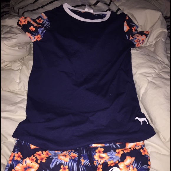 NWT Pink short set