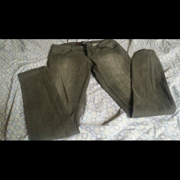 Paints - Picture 3 of 3