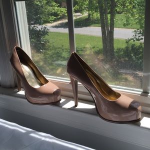 Simply Vera Heels