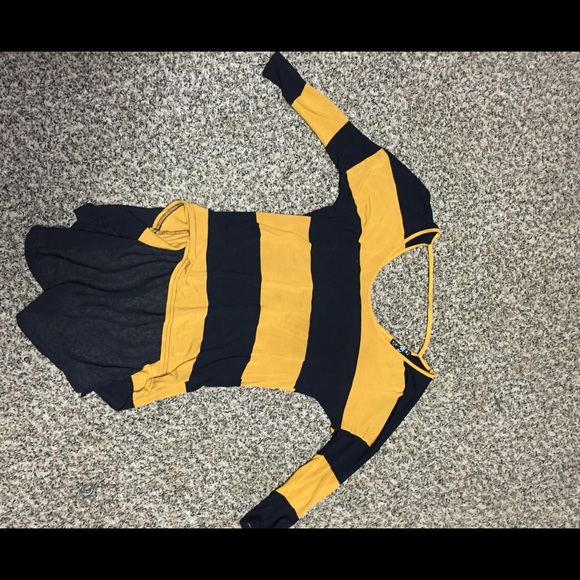 Cute striped high low shirt top blouse like new