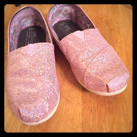 Pink sparkle Toms. Like new!