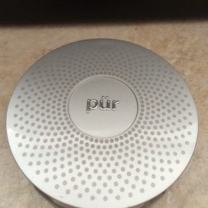 Pur 4 in 1 mineral foundation in light tan