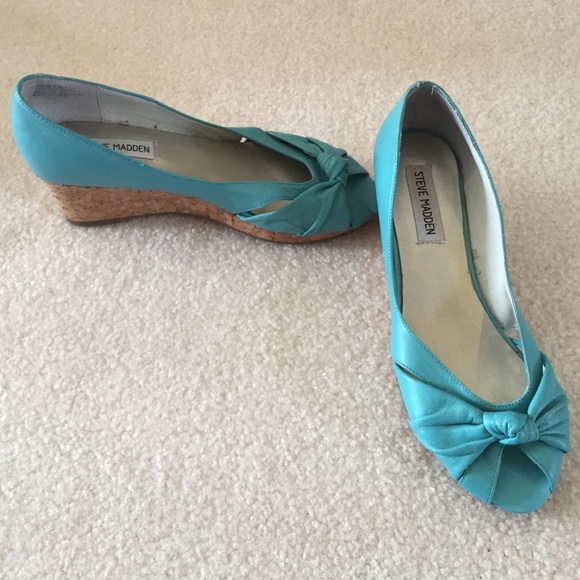 Steve Madden Wedges