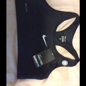 Nike pro M sports bra Black new W/Tags