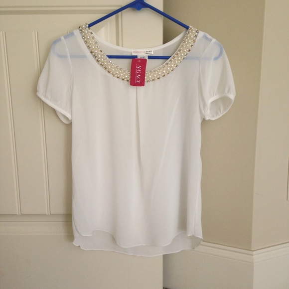 sold! [white beaded blouse] - Picture 3 of 3