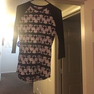 Lularoe baseball t. Fits like small.