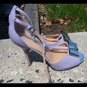 Periwinkle open toed heels
