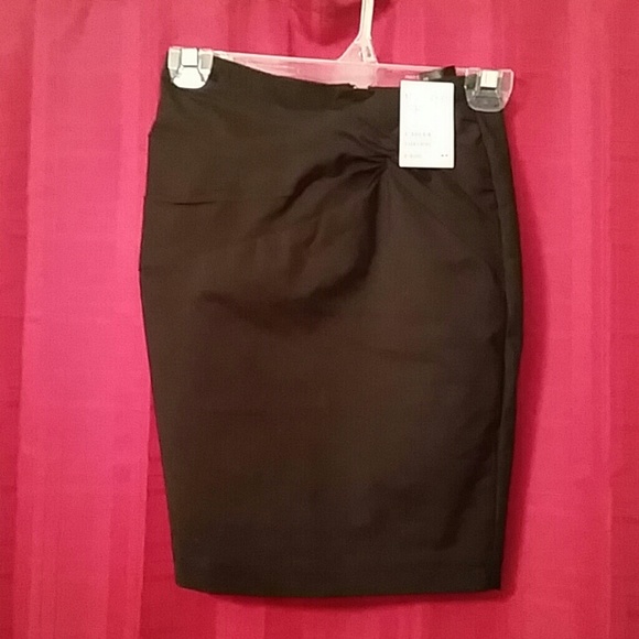Black pencil skirt