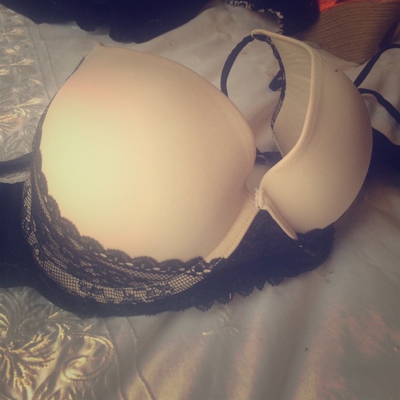 32DDD PARISA BRA