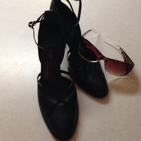 Beautiful Black Nine West Heels
