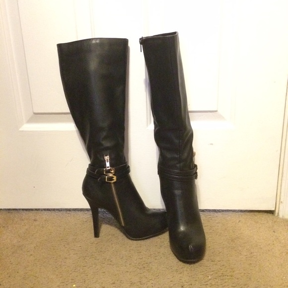 Faux leather boots w/gold zipper and buckle detail - Picture 1 of 4