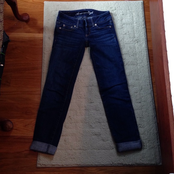 Dark wash capris