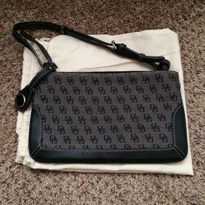 Dooney & Bourke Signature Demi Purse