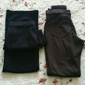 2 Pairs of Hue Leggings
