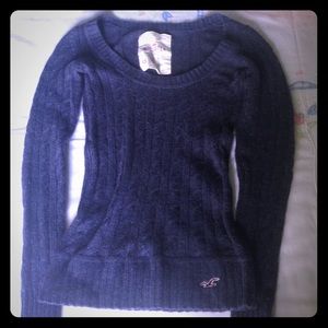 Hollister sweater. Size XS. Like new.