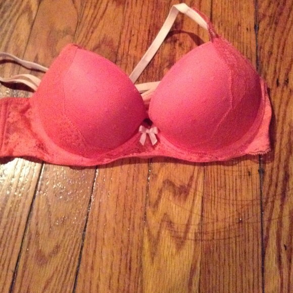Coral aerie bra