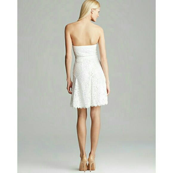 🚫SOLD🚫 DVF Amira Lace Fit and Flare Tube Dress 6 - Picture 2 of 2