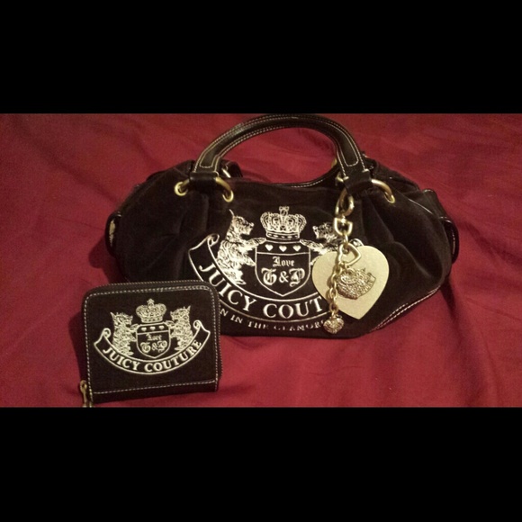 🎉SOLD LOCALLY🎉! Authentic Juicy Couture set!