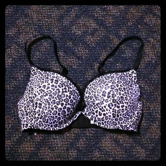 VS bra 34D