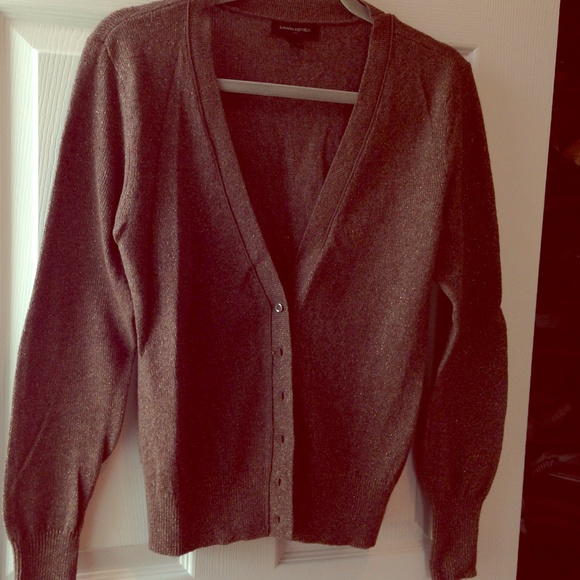 Knit cardigan