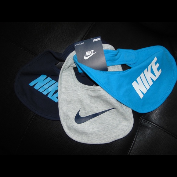 Nike bibs