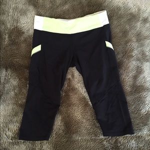 Lululemon Capri with fluorescent green