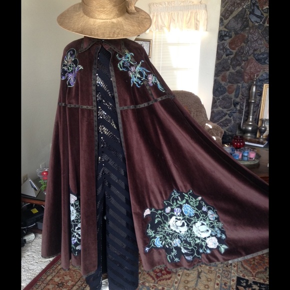 Vintage Roberto Cavali Suede Cape (rare) - Picture 1 of 4