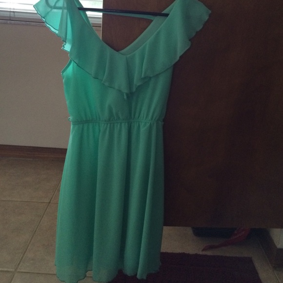 Baby blue dress - Picture 1 of 3