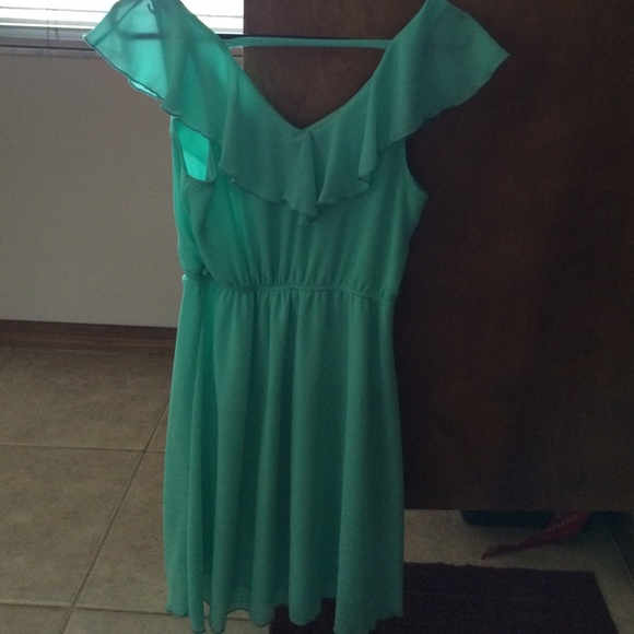 Baby blue dress - Picture 2 of 3