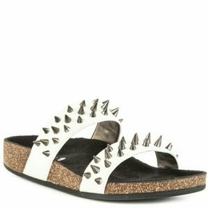 Sam Edelman Spiked "birkenstock style" sandle