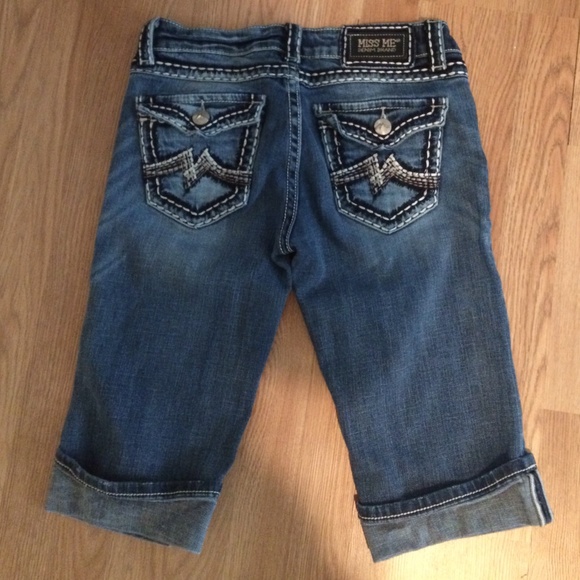 Miss Me Bermuda shorts