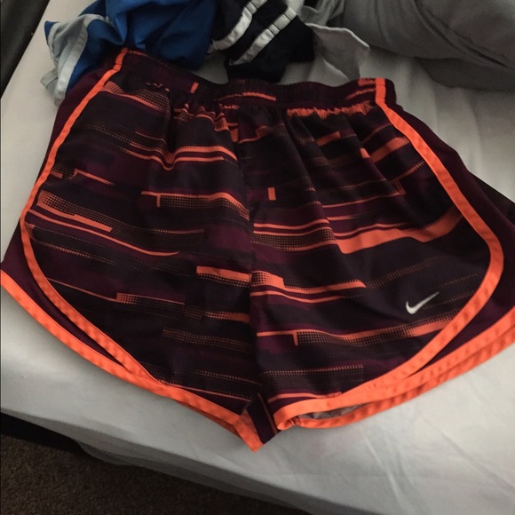 Nike shorts TRADING!! DO NOT BUY!