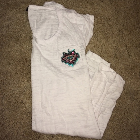 White tee - Picture 1 of 1