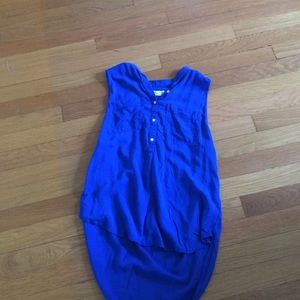 Blue hollister top