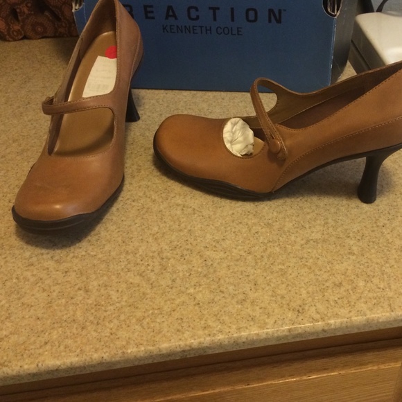 Brand New Kenneth Cole Reaction Shoes!