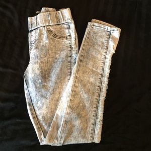 Light jeans