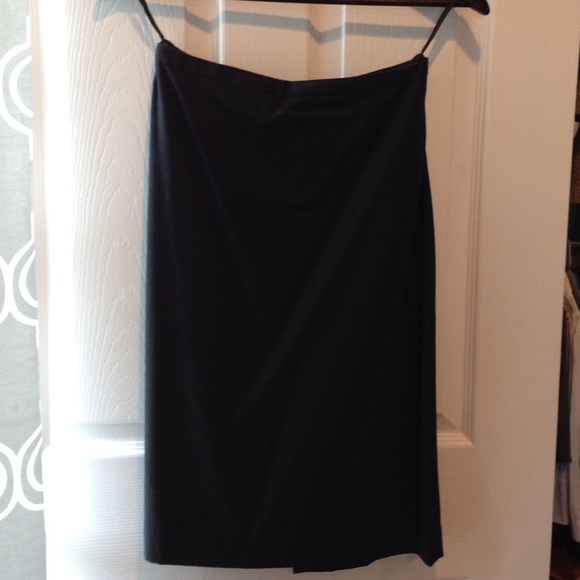 Dark grey wool stretch pencil skirt