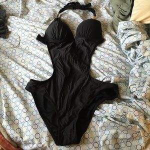 Black monokini size 16 fits like a 14.