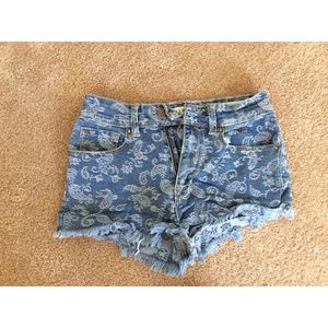 Bullhead Paisley shorts