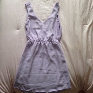 Lilac vneck dress