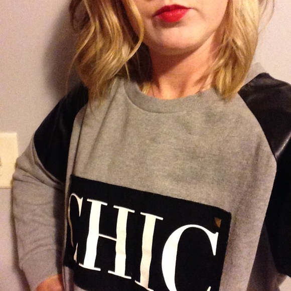 Chic Trendy Sweatshirt - Picture 3 of 3