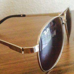 ⭐️Ray-Ban sunglasses*** price reduced***