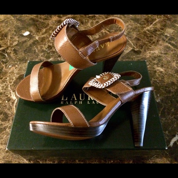 ๐ NIB Ralph Lauren brown heel 5.5 - Picture 2 of 2