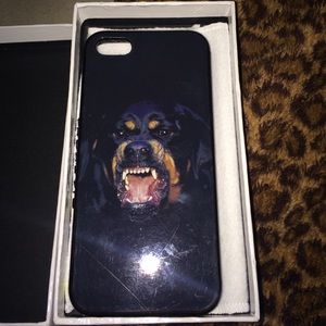 Givenchy iphone 5/5s phone or iPod case