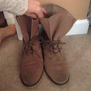 Suede floppy ankle boots